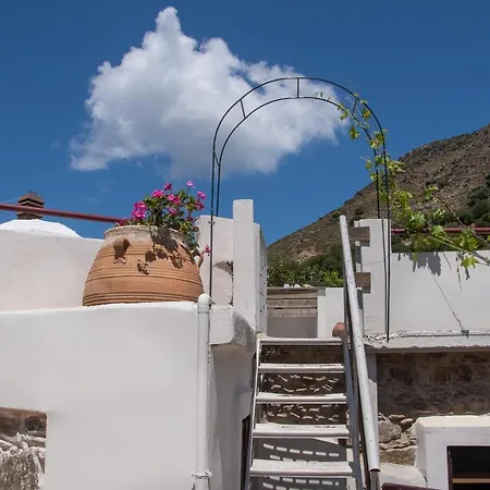 Apartment Feneri 3 -cozy Rustic 20' From Elafonisi